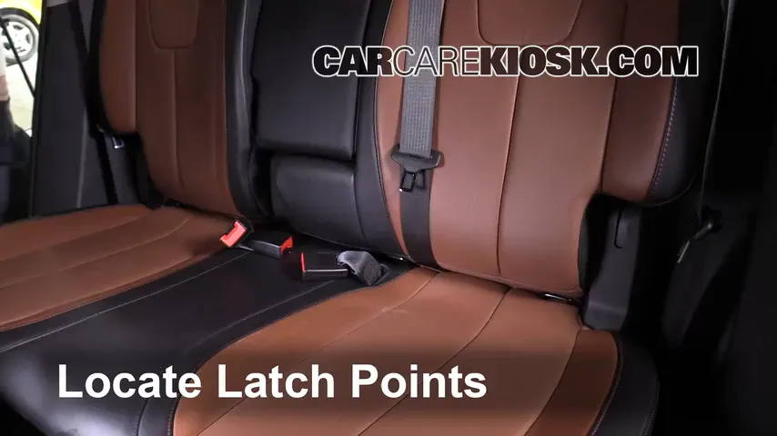 2017 Chevrolet Equinox Premier 3.6L V6 Car Seats Install